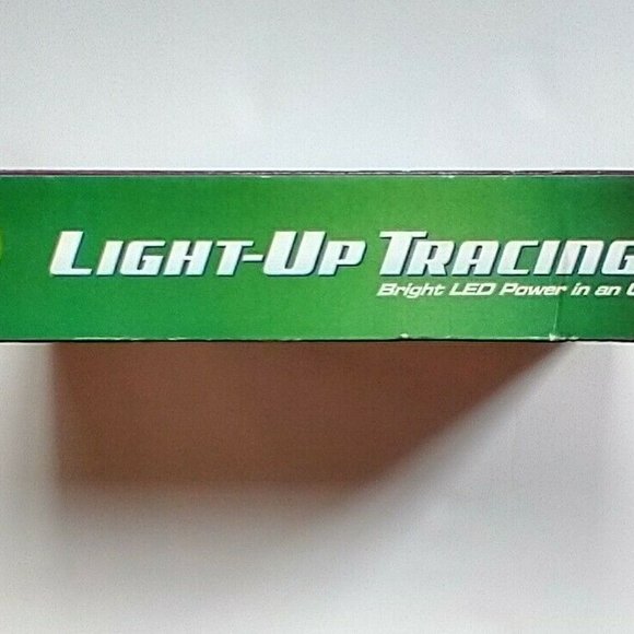 Crayola Light Up Tracing Pad Bright LED Power in an Ultra Thin Tablet - Pink - Picture 5 of 7